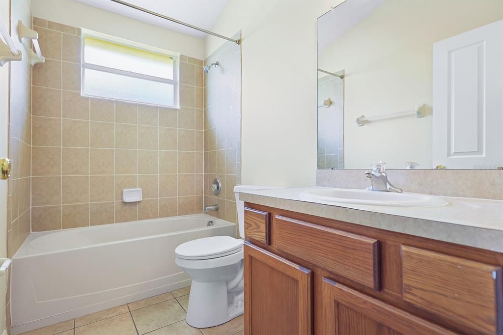 В аренду: $2,495 (4 спален, 2 ванн, 1682 Квадратных фут)