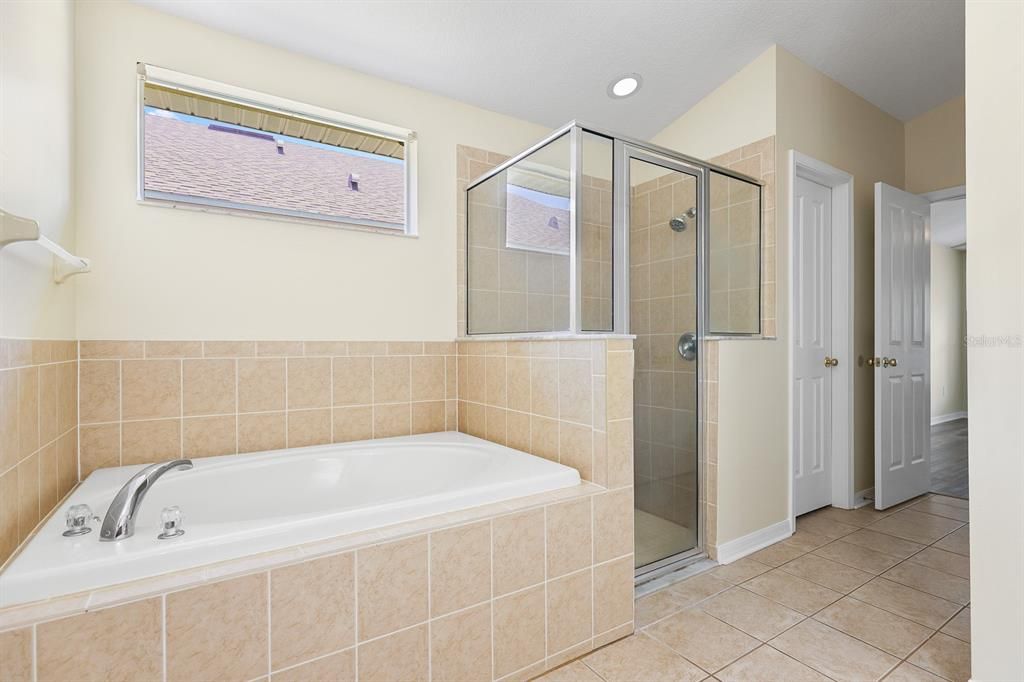 В аренду: $2,495 (4 спален, 2 ванн, 1682 Квадратных фут)