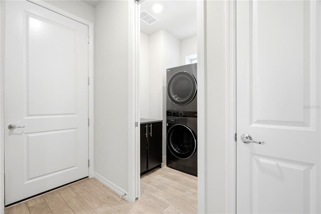 For Sale: $340,000 (2 beds, 2 baths, 1584 Square Feet)