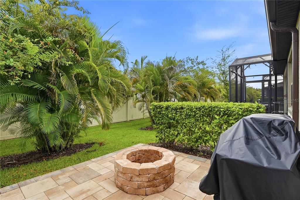 For Sale: $340,000 (2 beds, 2 baths, 1584 Square Feet)