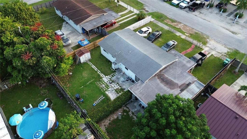 На продажу: $399,900 (10 спален, 4 ванн, 1569 Квадратных фут)