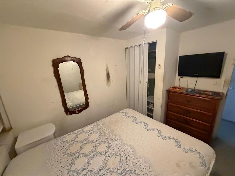 На продажу: $399,900 (10 спален, 4 ванн, 1569 Квадратных фут)