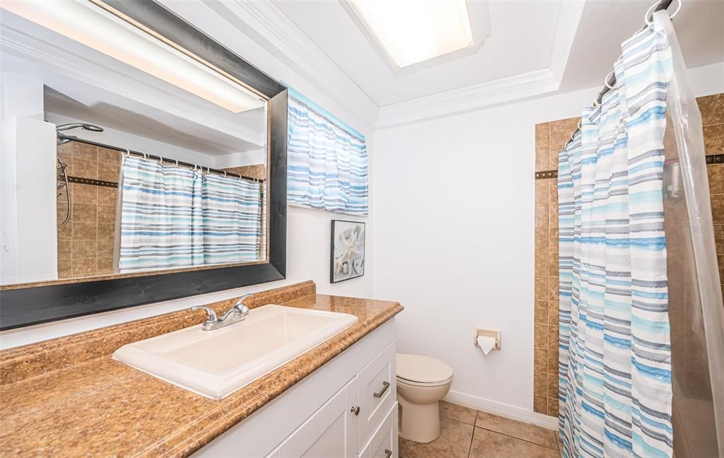 : $279,900 (3 спален, 2 ванн, 1695 Квадратных фут)