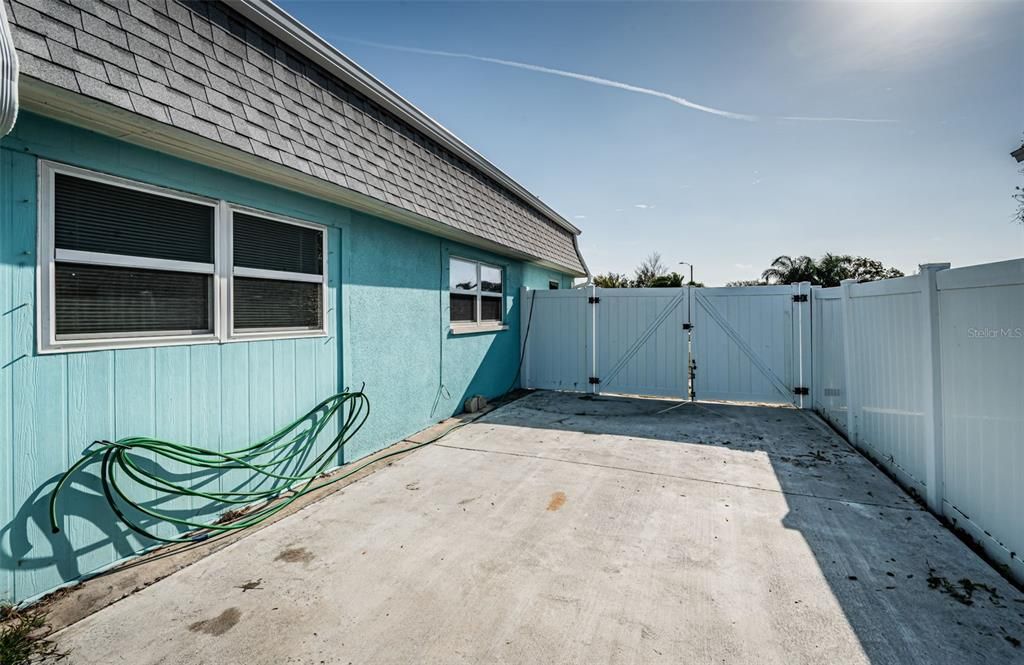 : $279,900 (3 спален, 2 ванн, 1695 Квадратных фут)