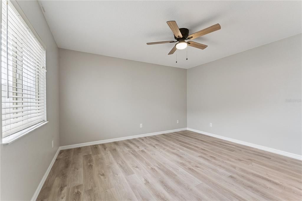For Sale: $379,900 (3 beds, 2 baths, 1804 Square Feet)