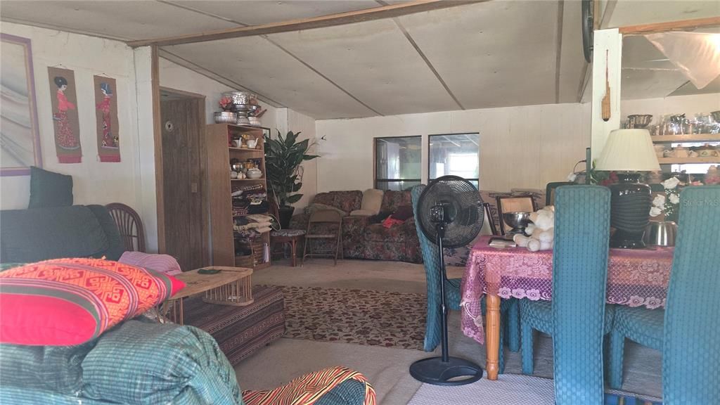 На продажу: $120,000 (3 спален, 2 ванн, 1320 Квадратных фут)
