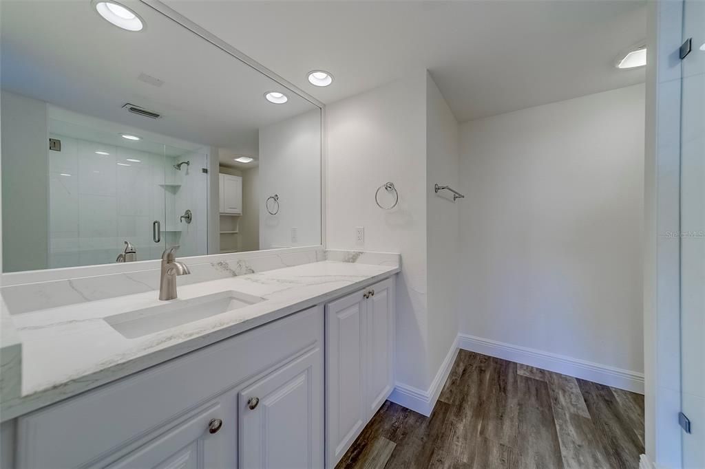 В аренду: $3,400 (2 спален, 2 ванн, 1395 Квадратных фут)