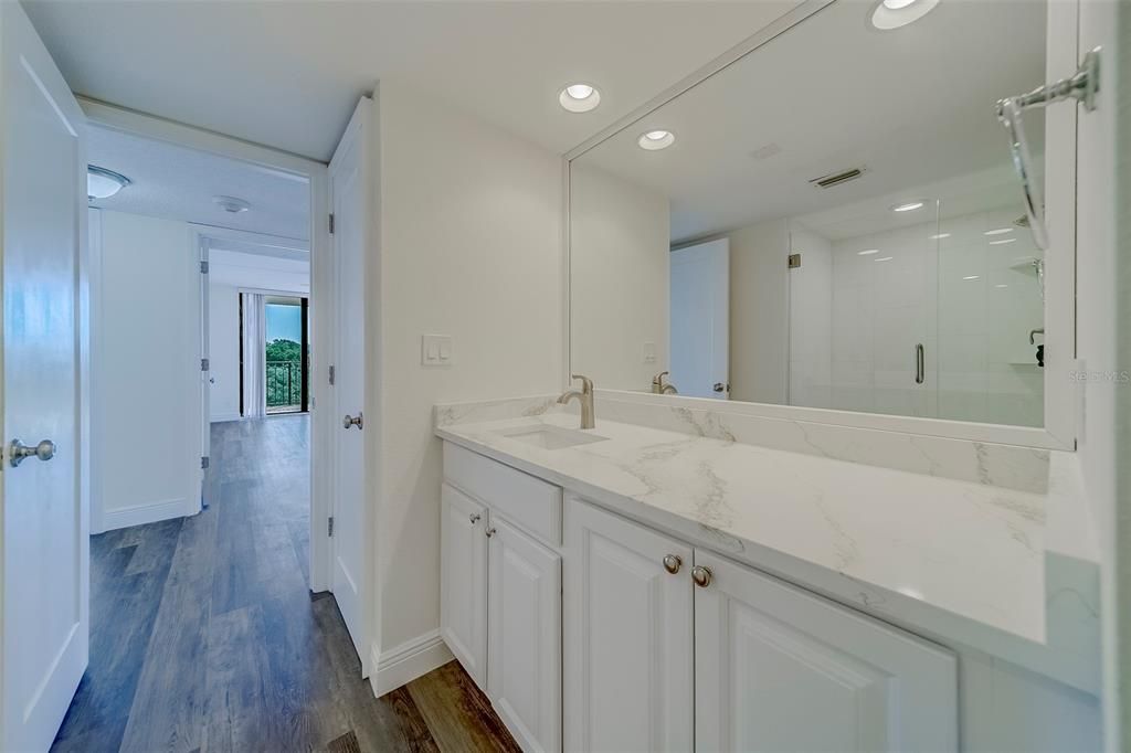 В аренду: $3,400 (2 спален, 2 ванн, 1395 Квадратных фут)