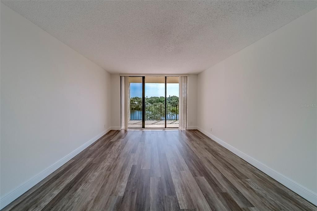 В аренду: $3,400 (2 спален, 2 ванн, 1395 Квадратных фут)