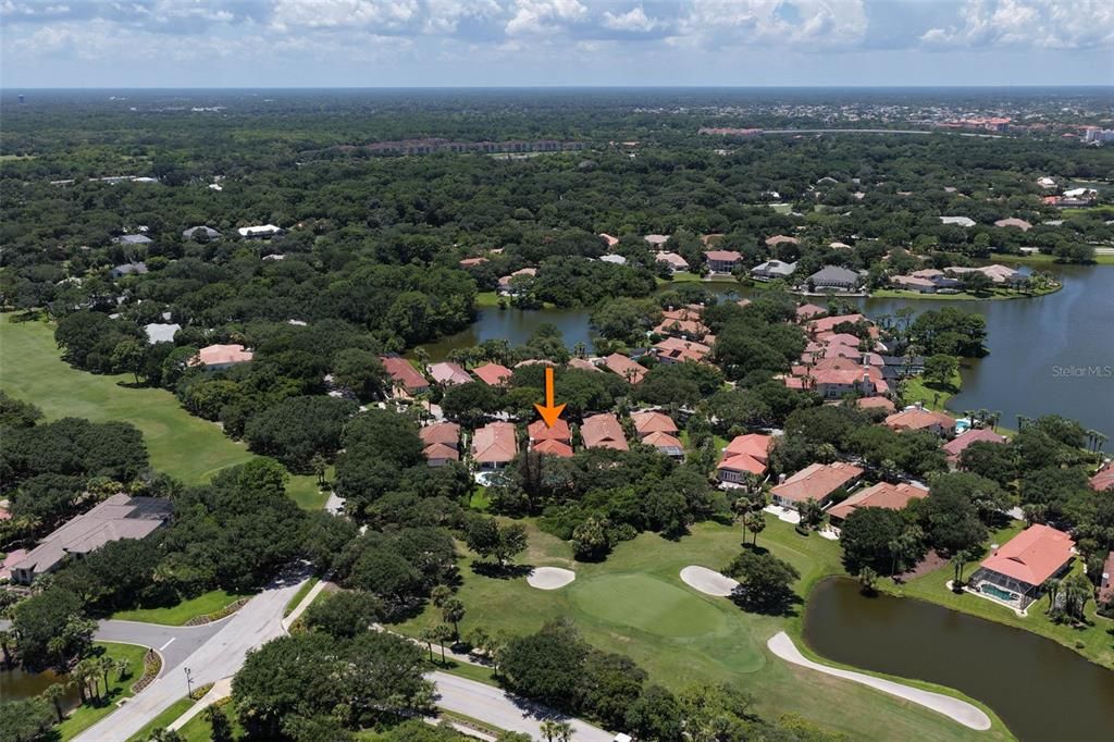 For Sale: $899,000 (3 beds, 3 baths, 2541 Square Feet)