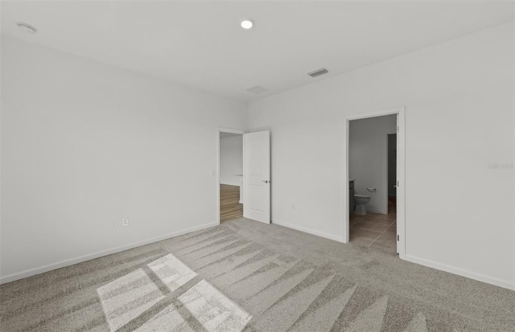 На продажу: $437,995 (3 спален, 2 ванн, 1662 Квадратных фут)