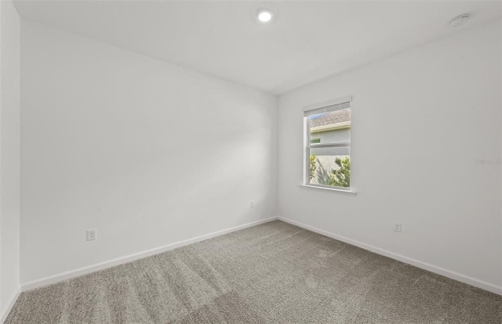 На продажу: $437,995 (3 спален, 2 ванн, 1662 Квадратных фут)