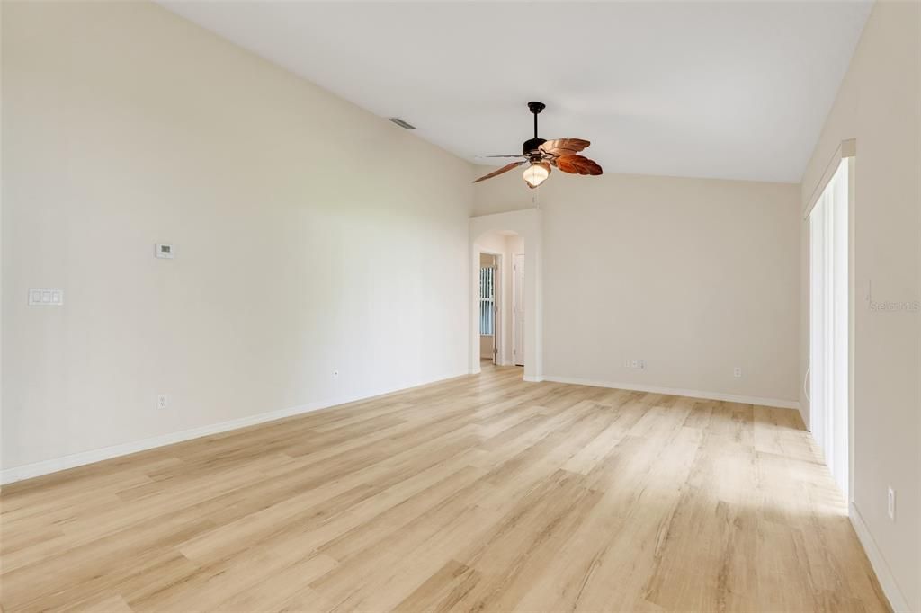 В аренду: $2,500 (4 спален, 3 ванн, 2033 Квадратных фут)
