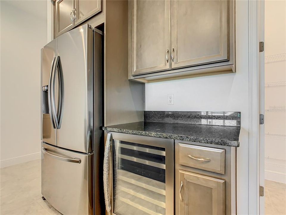 В аренду: $4,950 (5 спален, 4 ванн, 3206 Квадратных фут)