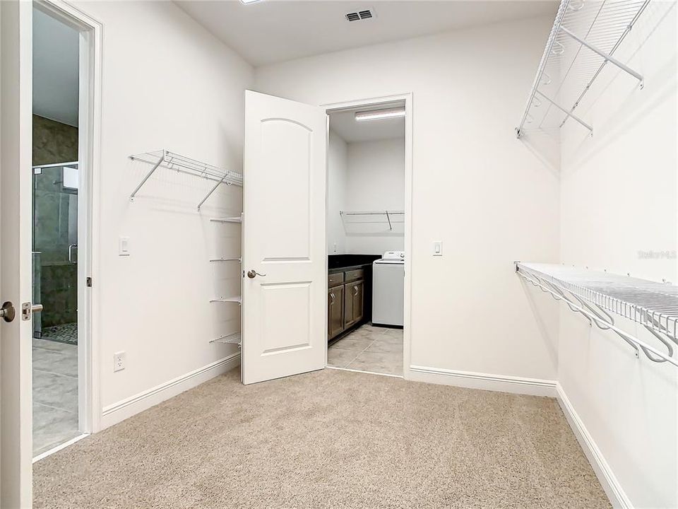 В аренду: $4,950 (5 спален, 4 ванн, 3206 Квадратных фут)
