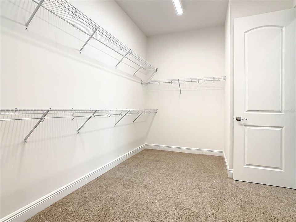 В аренду: $4,950 (5 спален, 4 ванн, 3206 Квадратных фут)