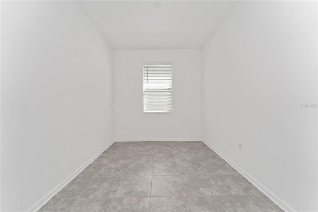 En Renta: $2,300 (4 camas, 3 baños, 2080 Pies cuadrados)