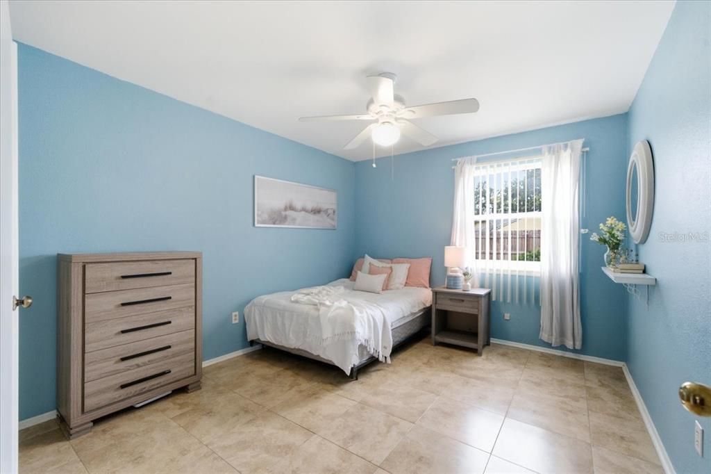 En Venta: $300,000 (3 camas, 2 baños, 1199 Pies cuadrados)