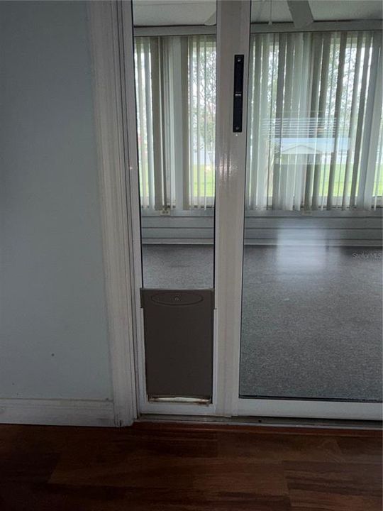 На продажу: $180,000 (2 спален, 2 ванн, 1248 Квадратных фут)