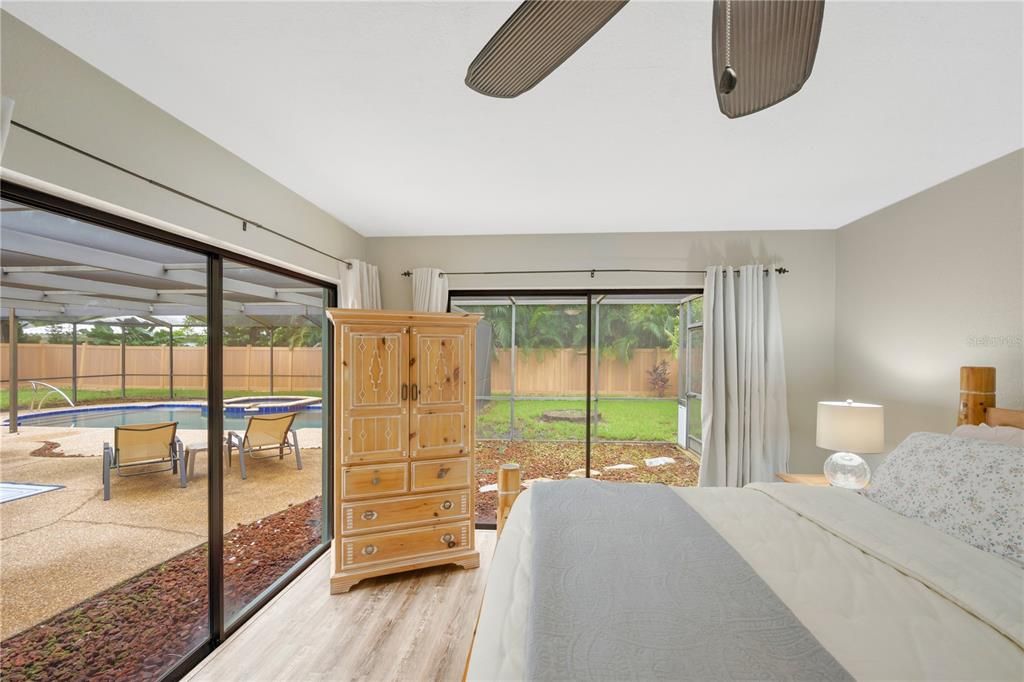 Activo con contrato: $845,000 (4 camas, 2 baños, 2596 Pies cuadrados)