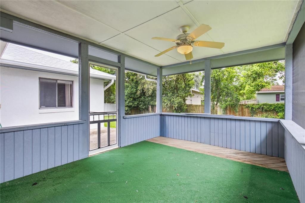 For Sale: $475,000 (4 beds, 2 baths, 2381 Square Feet)
