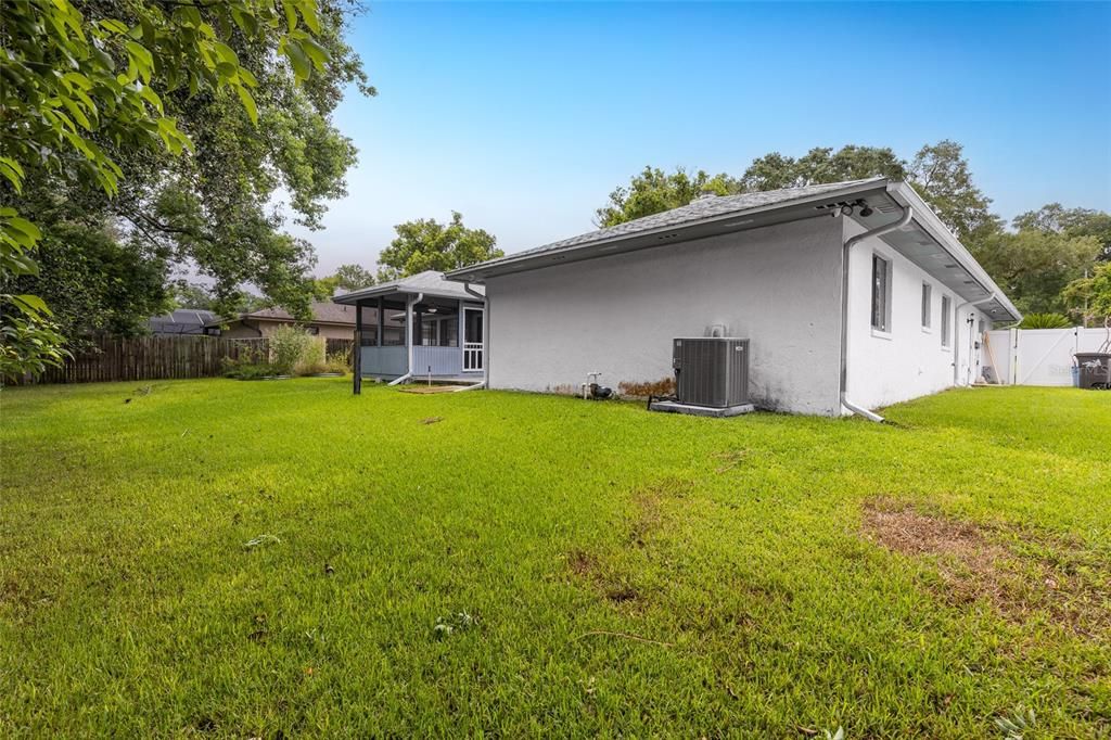 For Sale: $475,000 (4 beds, 2 baths, 2381 Square Feet)