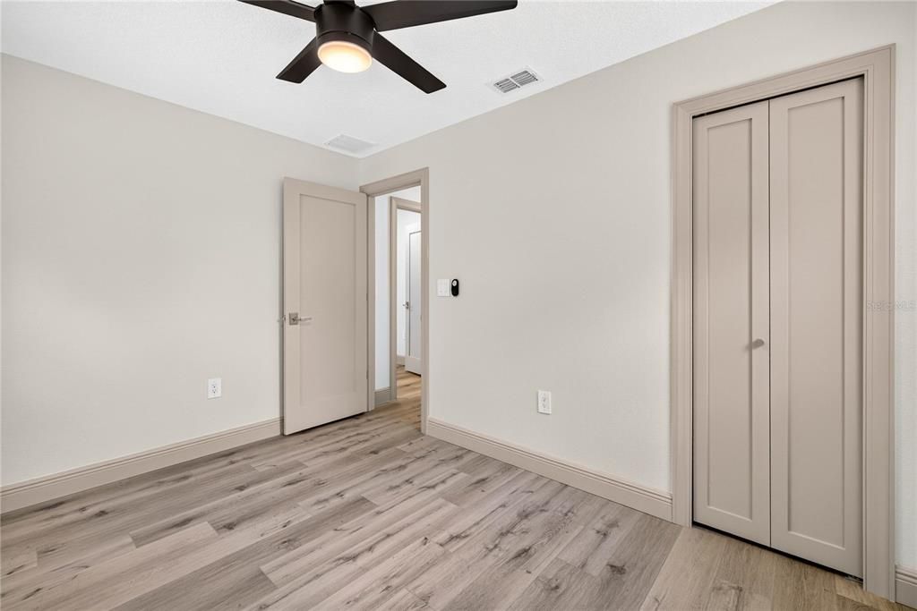 Active With Contract: $358,000 (3 beds, 2 baths, 1300 Square Feet)