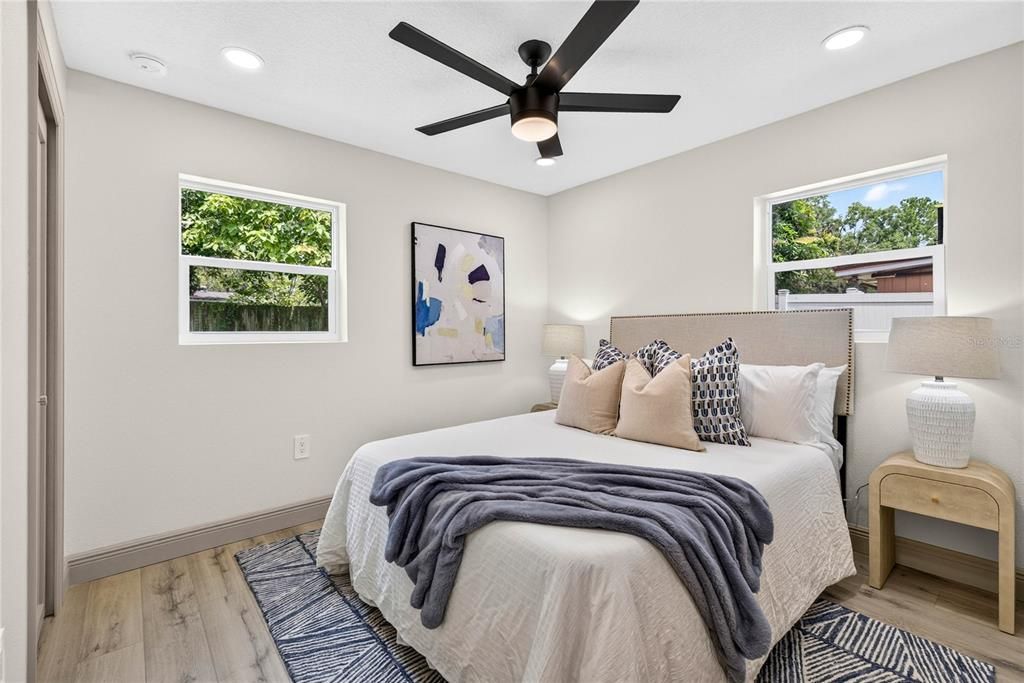 Active With Contract: $358,000 (3 beds, 2 baths, 1300 Square Feet)