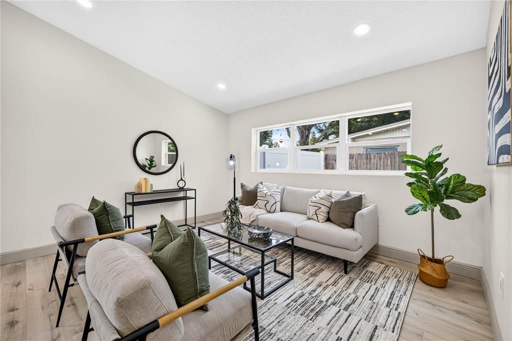 Active With Contract: $358,000 (3 beds, 2 baths, 1300 Square Feet)