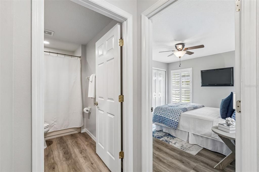 Active With Contract: $419,900 (3 beds, 2 baths, 1730 Square Feet)