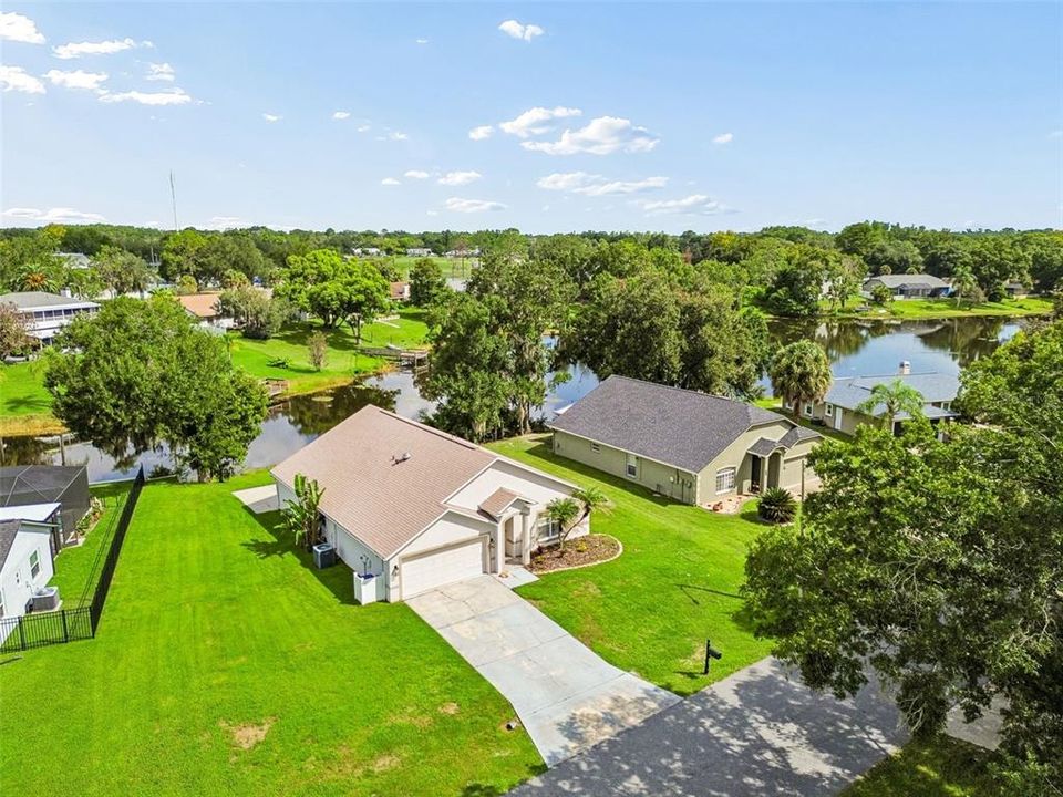 Active With Contract: $419,900 (3 beds, 2 baths, 1730 Square Feet)
