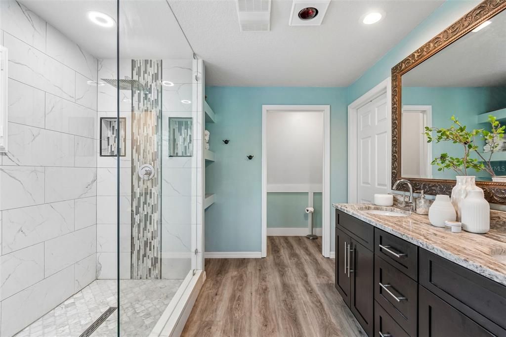 Active With Contract: $419,900 (3 beds, 2 baths, 1730 Square Feet)