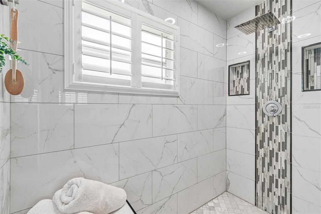Active With Contract: $419,900 (3 beds, 2 baths, 1730 Square Feet)