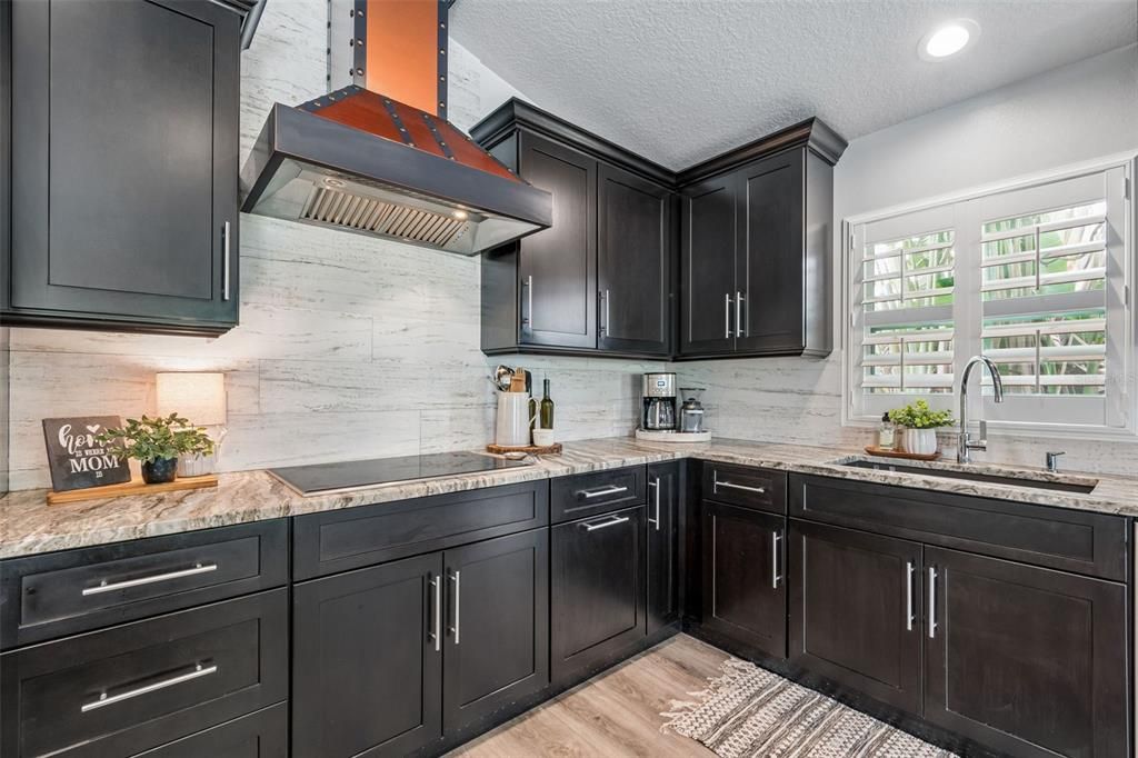 Active With Contract: $419,900 (3 beds, 2 baths, 1730 Square Feet)