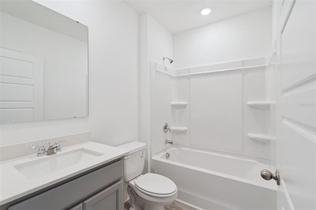 En Venta: $346,990 (3 camas, 2 baños, 1672 Pies cuadrados)