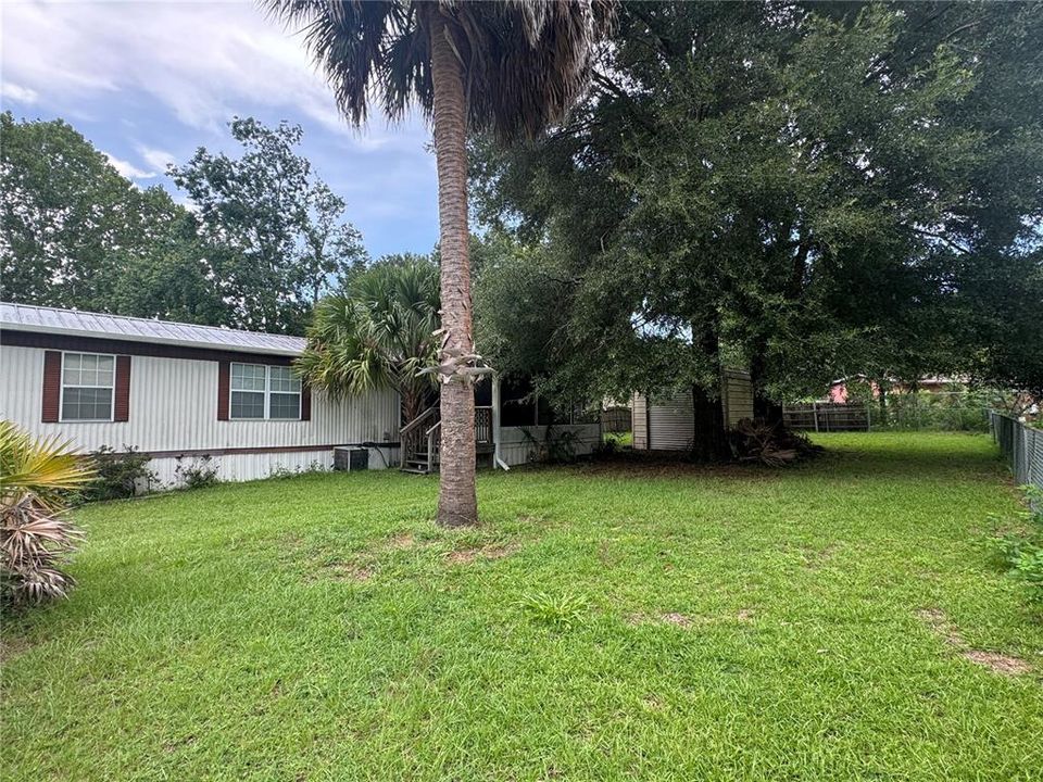 For Sale: $99,900 (3 beds, 2 baths, 924 Square Feet)