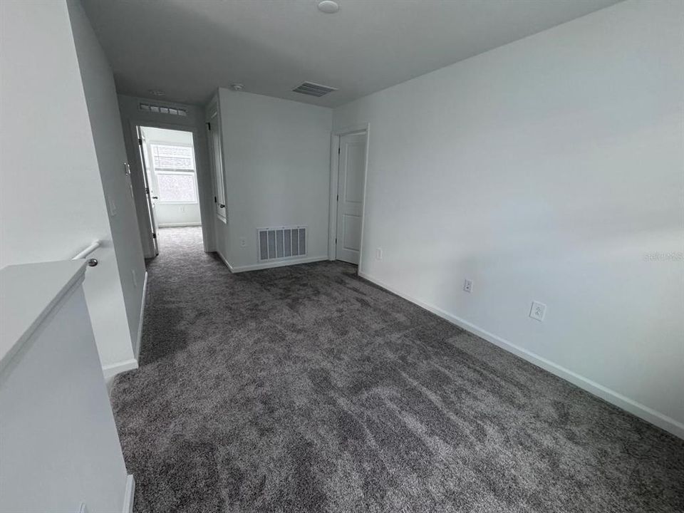 En Venta: $305,000 (4 camas, 2 baños, 1879 Pies cuadrados)