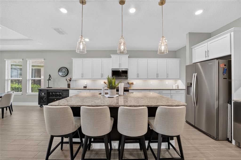 En Venta: $499,000 (3 camas, 2 baños, 2247 Pies cuadrados)