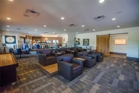 En Venta: $499,000 (3 camas, 2 baños, 2247 Pies cuadrados)