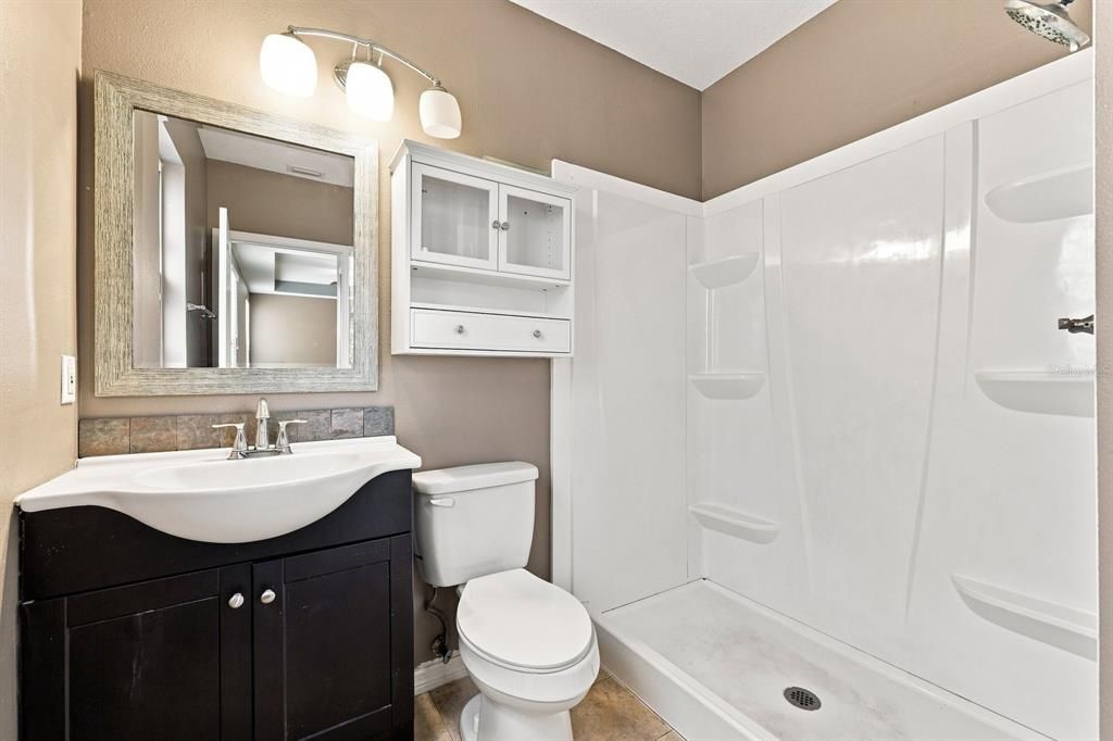 For Sale: $344,000 (4 beds, 2 baths, 1498 Square Feet)
