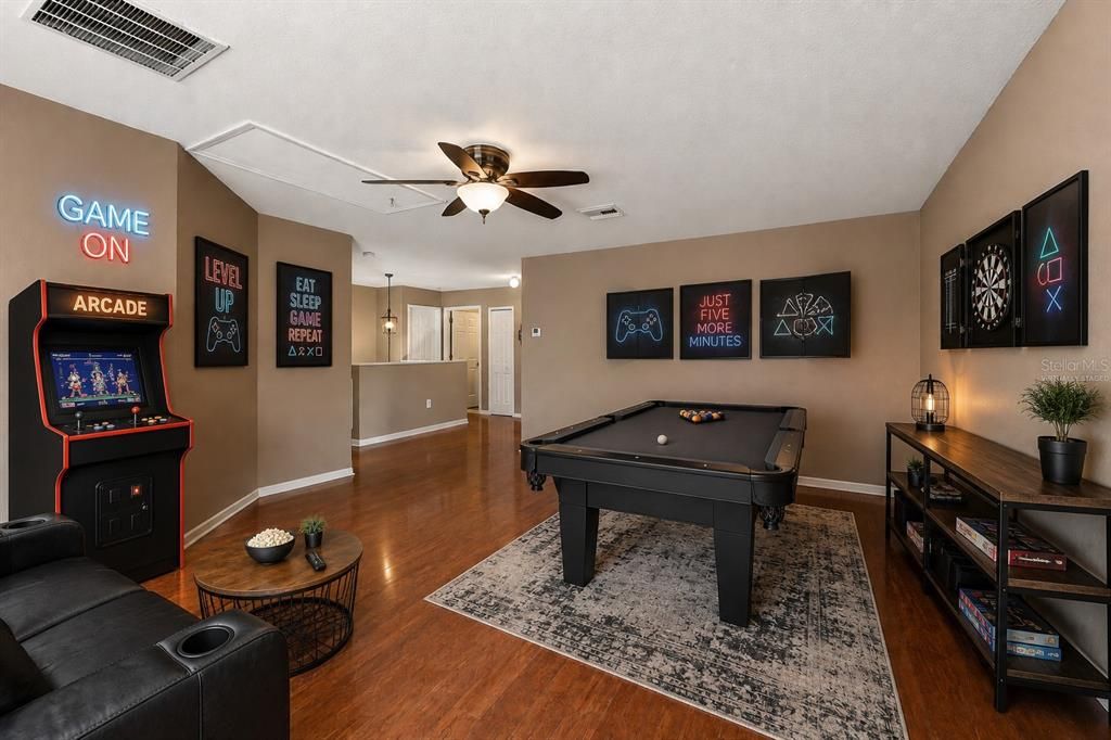 For Sale: $419,000 (3 beds, 2 baths, 2366 Square Feet)