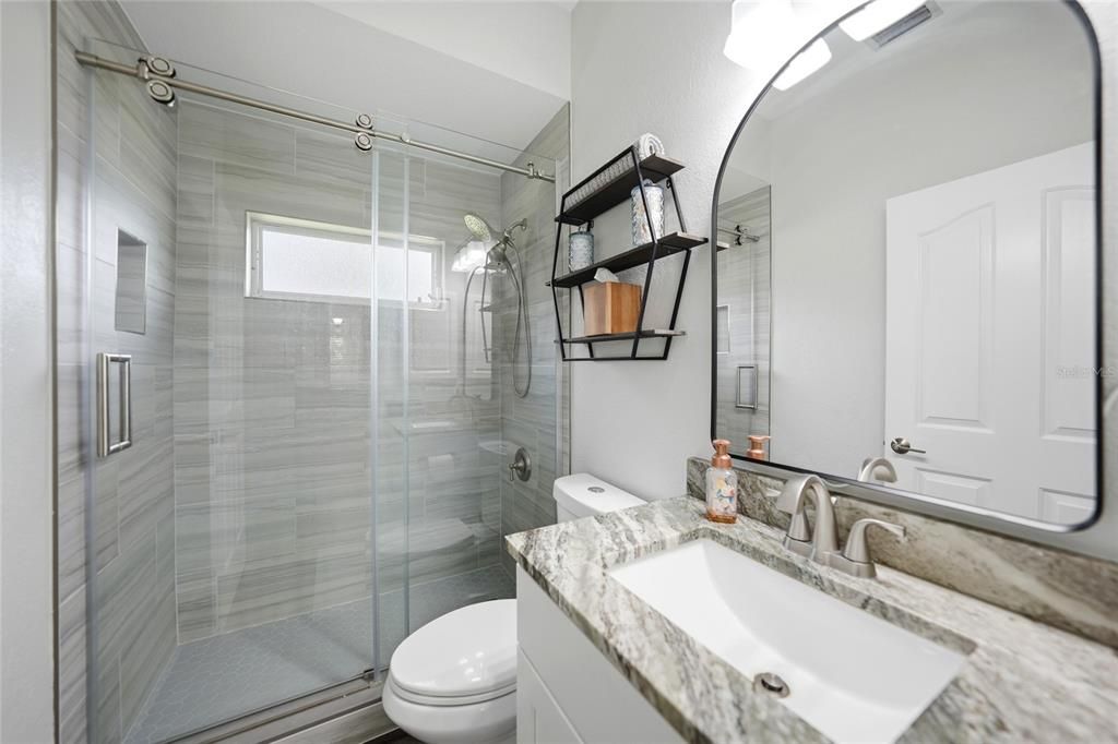 В аренду: $6,000 (3 спален, 2 ванн, 1738 Квадратных фут)