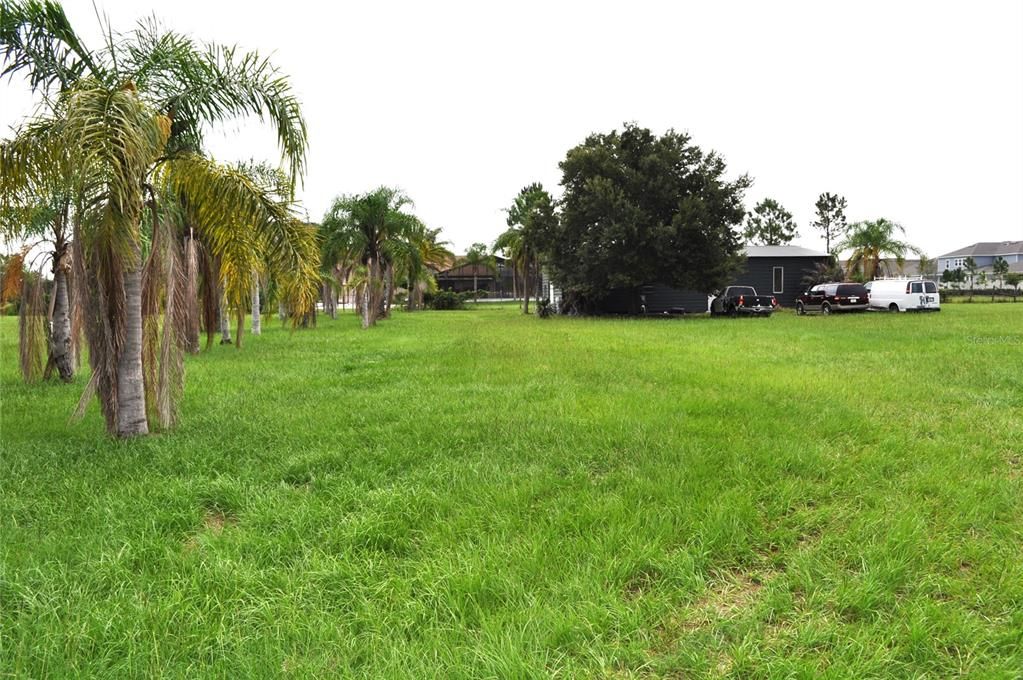 En Venta: $1,550,000 (5.00 acres)