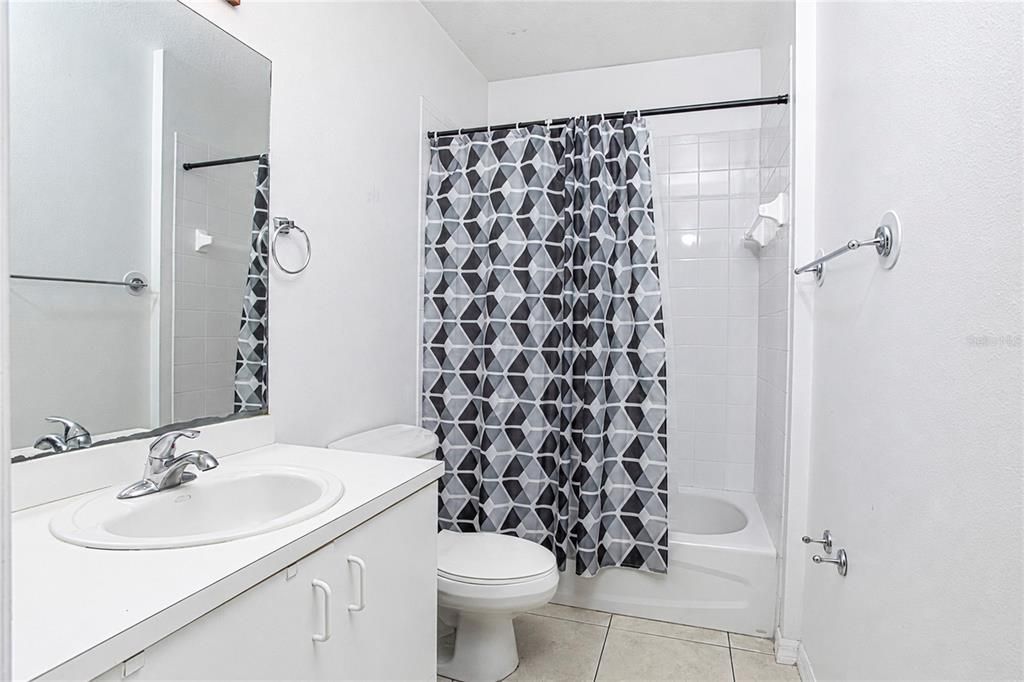 For Sale: $245,000 (3 beds, 2 baths, 1200 Square Feet)