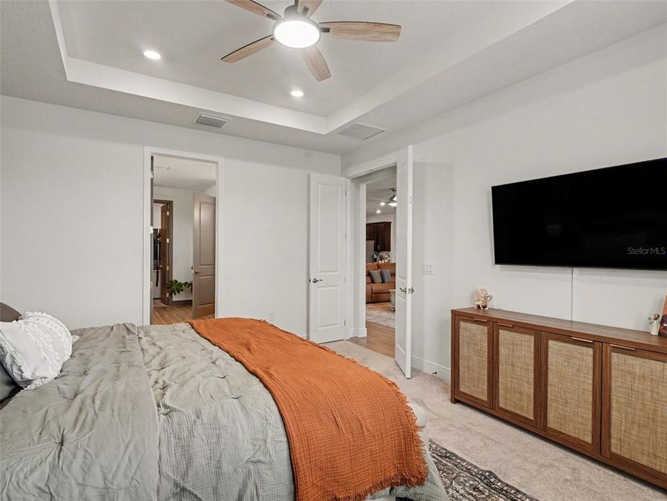 En Venta: $599,999 (4 camas, 3 baños, 2720 Pies cuadrados)
