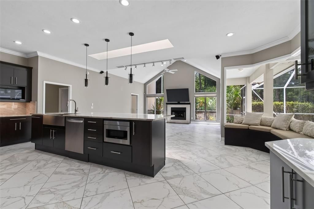En Venta: $899,900 (5 camas, 4 baños, 3414 Pies cuadrados)