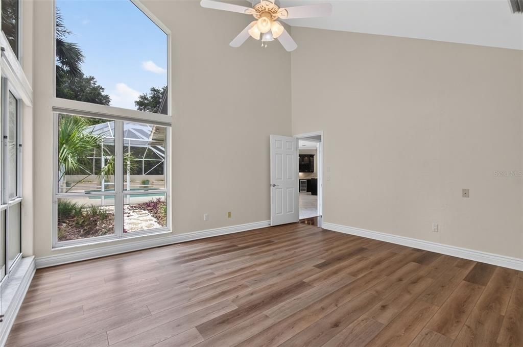 En Venta: $899,900 (5 camas, 4 baños, 3414 Pies cuadrados)