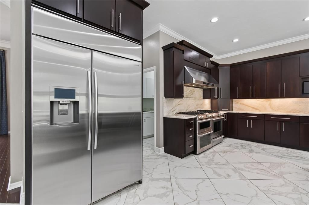 En Venta: $899,900 (5 camas, 4 baños, 3414 Pies cuadrados)