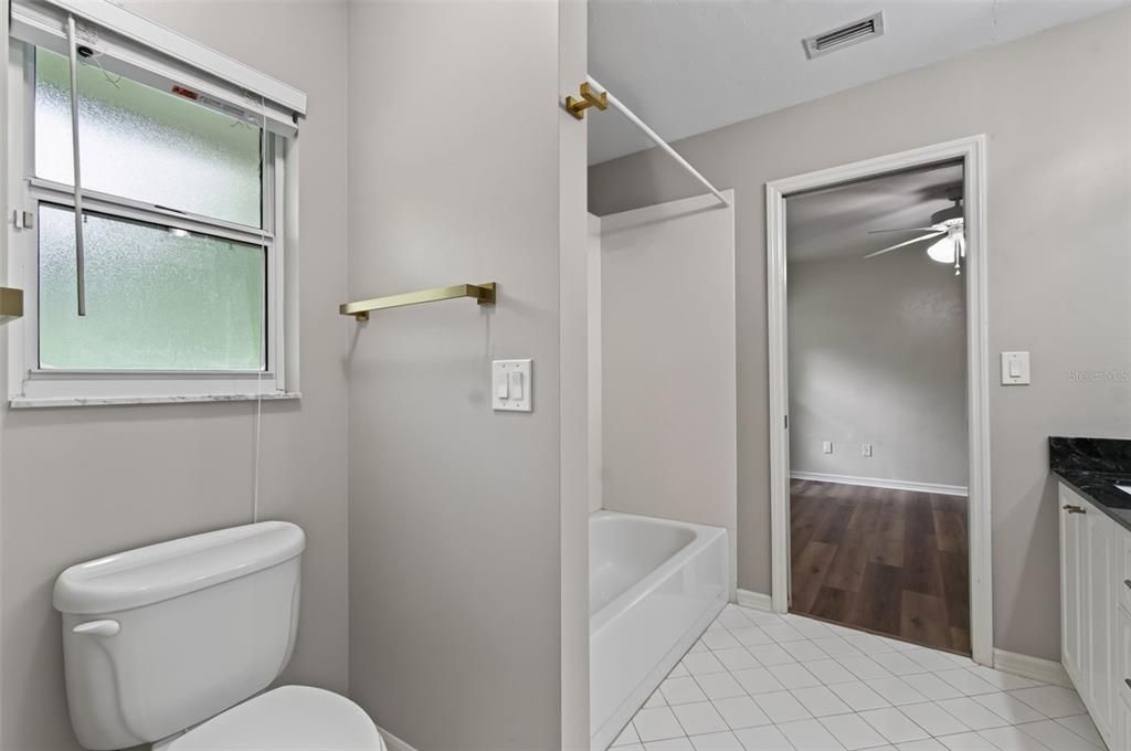 En Venta: $899,900 (5 camas, 4 baños, 3414 Pies cuadrados)