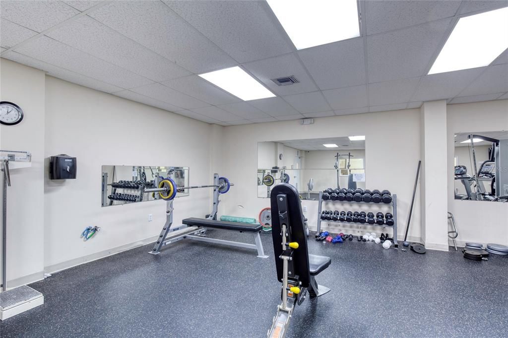 For Sale: $360,000 (2 beds, 2 baths, 1225 Square Feet)
